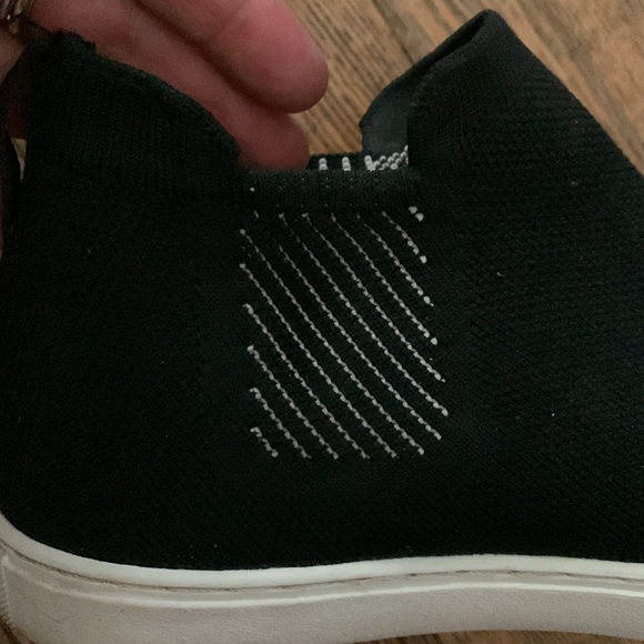 Kelly and Katie Bootie - Picture 4 of 4